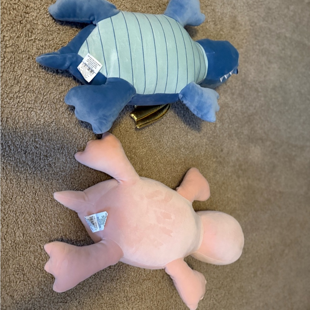 Blue and Pink Plush Toys - Picture 3 of 6